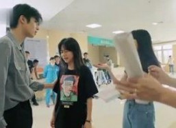 娱乐吃瓜居民,揭秘明星幕后故事